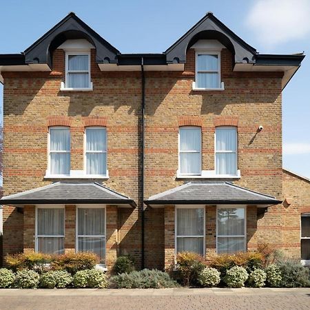 Teddington Lodge Bagian luar foto